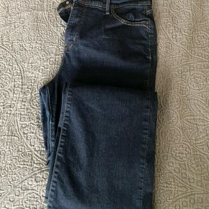 Ladies Levi Jeans size 16 inside leg 32”